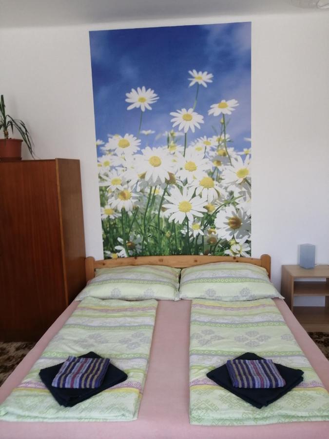 U Ladi Apartment Bulhary Ngoại thất bức ảnh