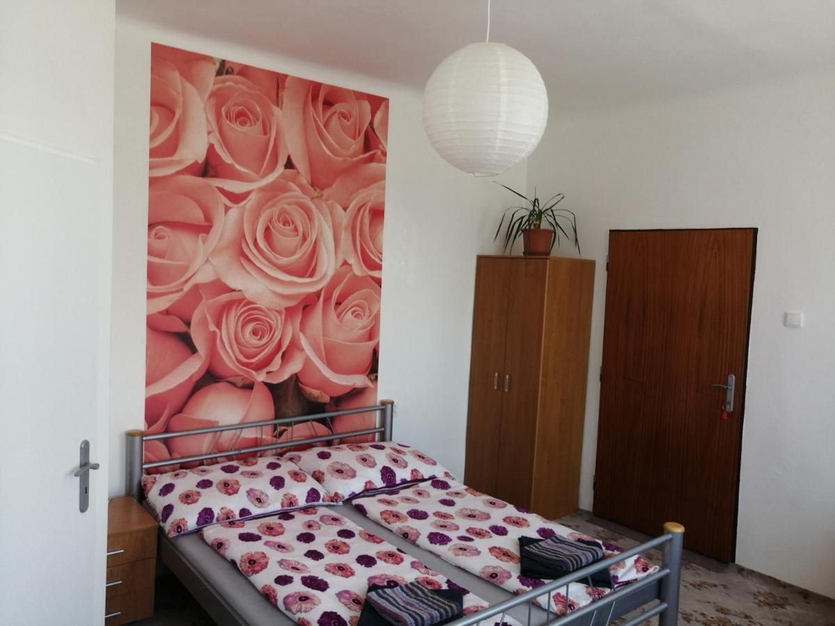 U Ladi Apartment Bulhary Ngoại thất bức ảnh